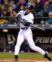 Ichiro grounds out in his 1st at bat